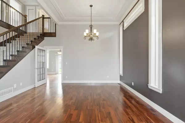 Port Coquitlam, BC V3B 7X1,1250 Yangtze PL