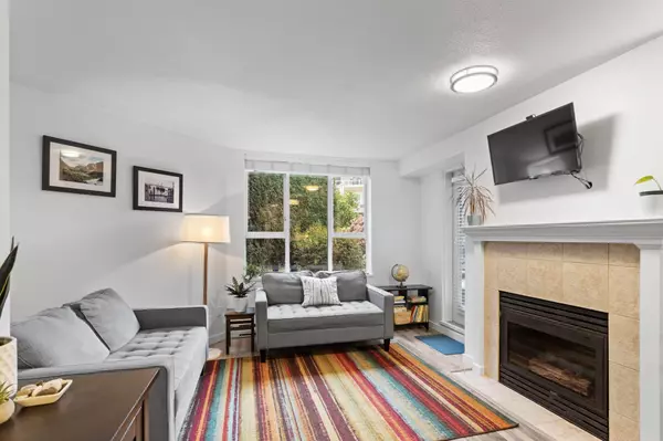 North Vancouver, BC V7G 2S8,3608 Deercrest DR #107