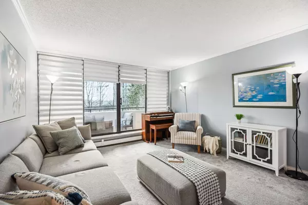 Burnaby, BC V5B 4V2,2060 Bellwood AVE #205