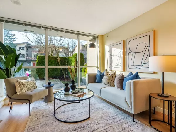 Burnaby, BC V5A 0A3,9232 University CRES #209