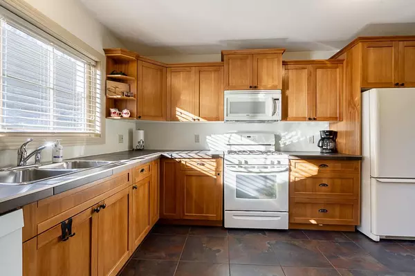 Mission, BC V0M 1A1,20548 Edelweiss DR