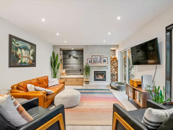 Whistler, BC V8E 0W3,6125 Eagle DR #25