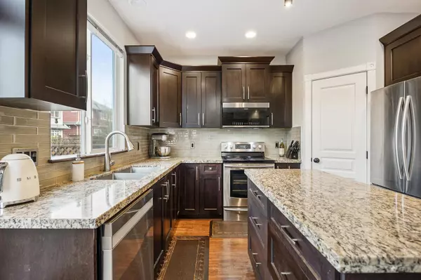 Maple Ridge, BC V2W 2C9,24133 Hill AVE