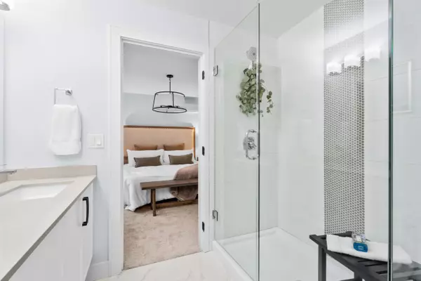 Surrey, BC V4N 4J8,9688 182a ST #25