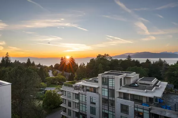 Vancouver, BC V6T 0A4,6080 Iona DR #602
