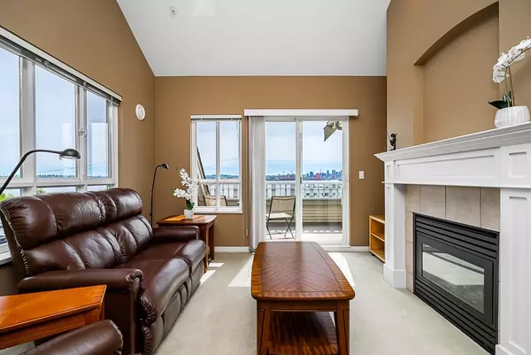 North Vancouver, BC V7L 4W5,365 E 1st ST #304