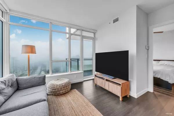 Burnaby, BC V5H 0E4,4508 Hazel ST #2105