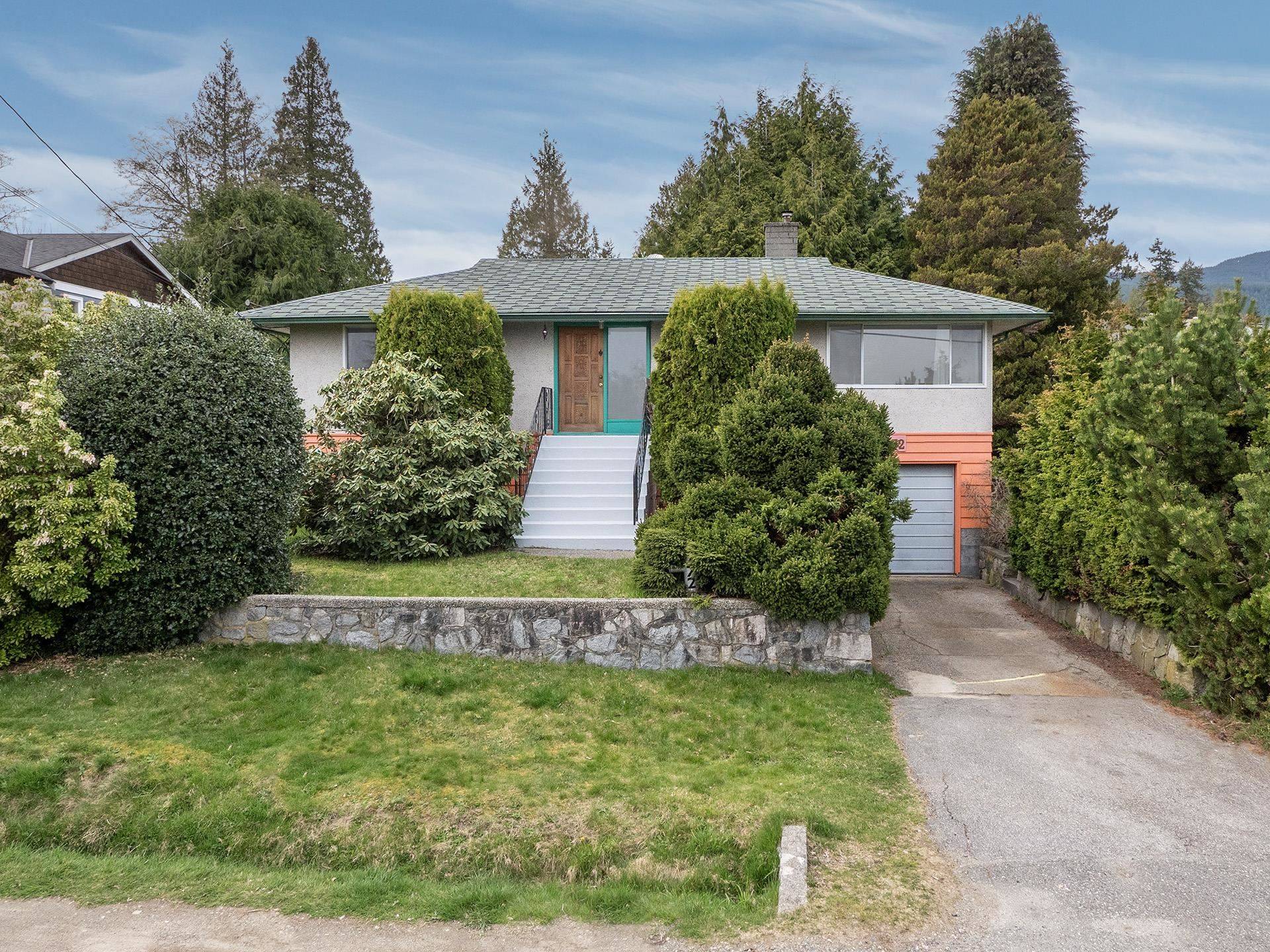 772 O'shea RD, Gibsons, BC V0N 1V9