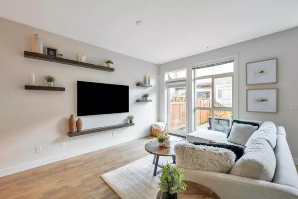 Maple Ridge, BC V2W 0J1,11305 240 ST #51