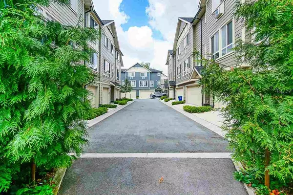 Langley, BC V2Y 0S9,19913 70 AVE #40