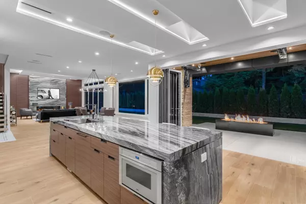 North Vancouver, BC V7R 4A7,4332 Quinton PL