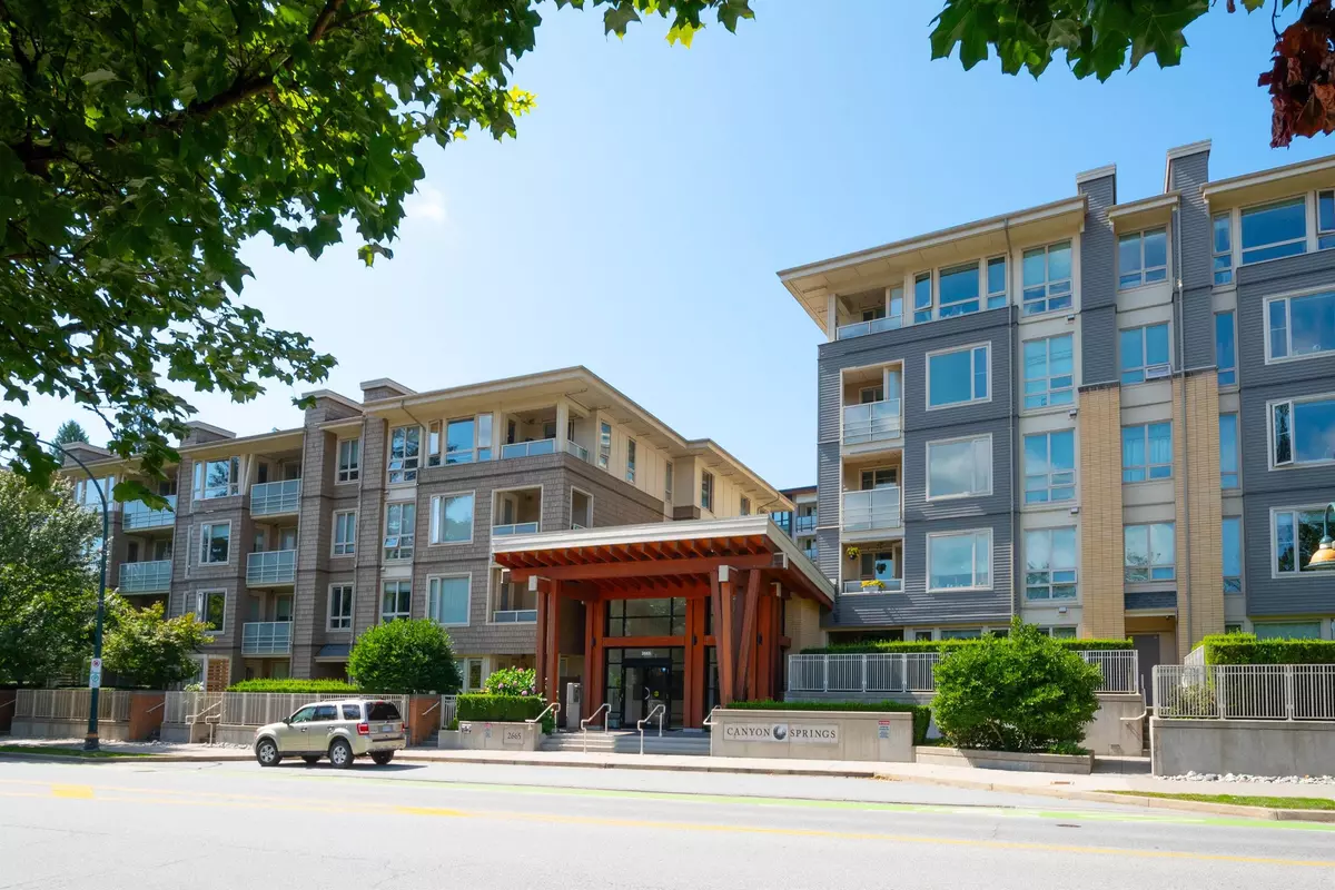 North Vancouver, BC V7J 0A8,2665 Mountain HWY #414