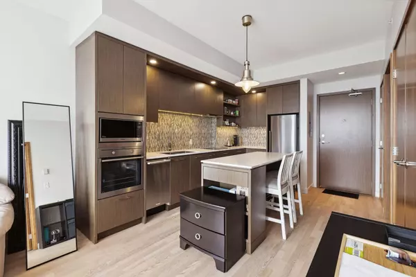 Surrey, BC V3T 0K2,13495 Central AVE #4402