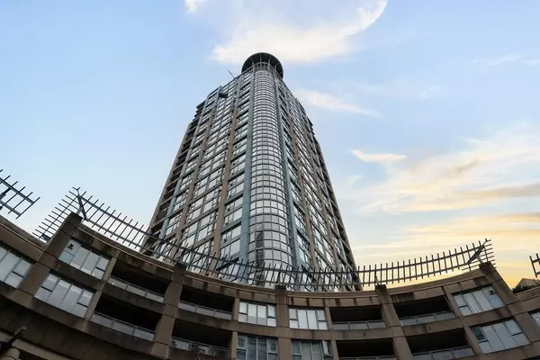 183 Keefer PL #2302,  Vancouver,  BC V6B 6B9