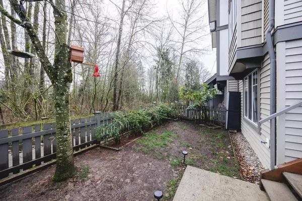 Langley, BC V2Y 0B4,20038 70 AVE #40