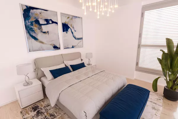 Vancouver, BC V6G 3G4,1710 Bayshore DR #501