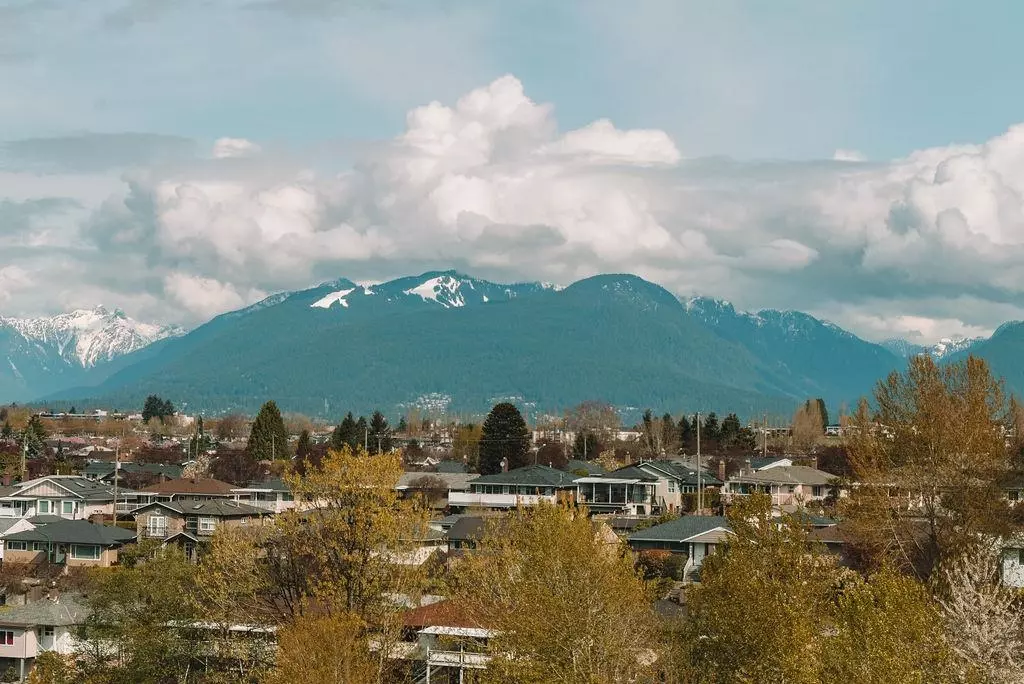 Burnaby, BC V5C 0C6,4888 Brentwood DR #1603