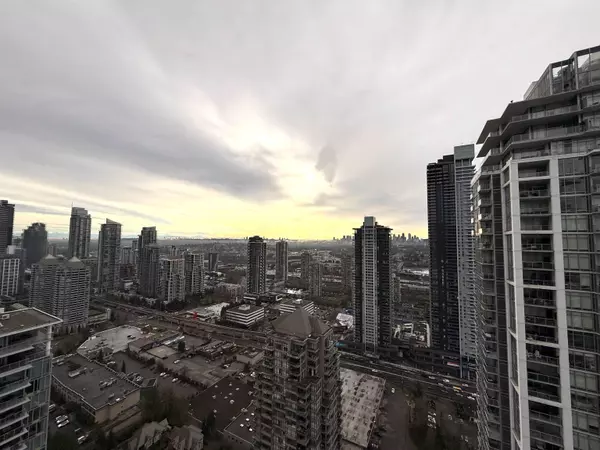 Burnaby, BC V5C 0L5,1788 Gilmore AVE #3710