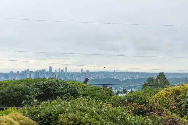 West Vancouver, BC V7S 1R2,670 Fairmile RD
