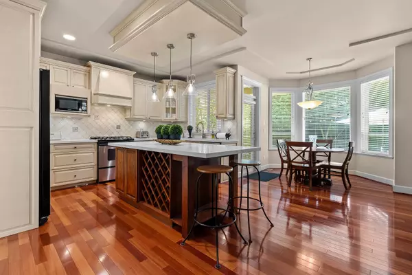 Surrey, BC V4P 3M2,3229 143 ST