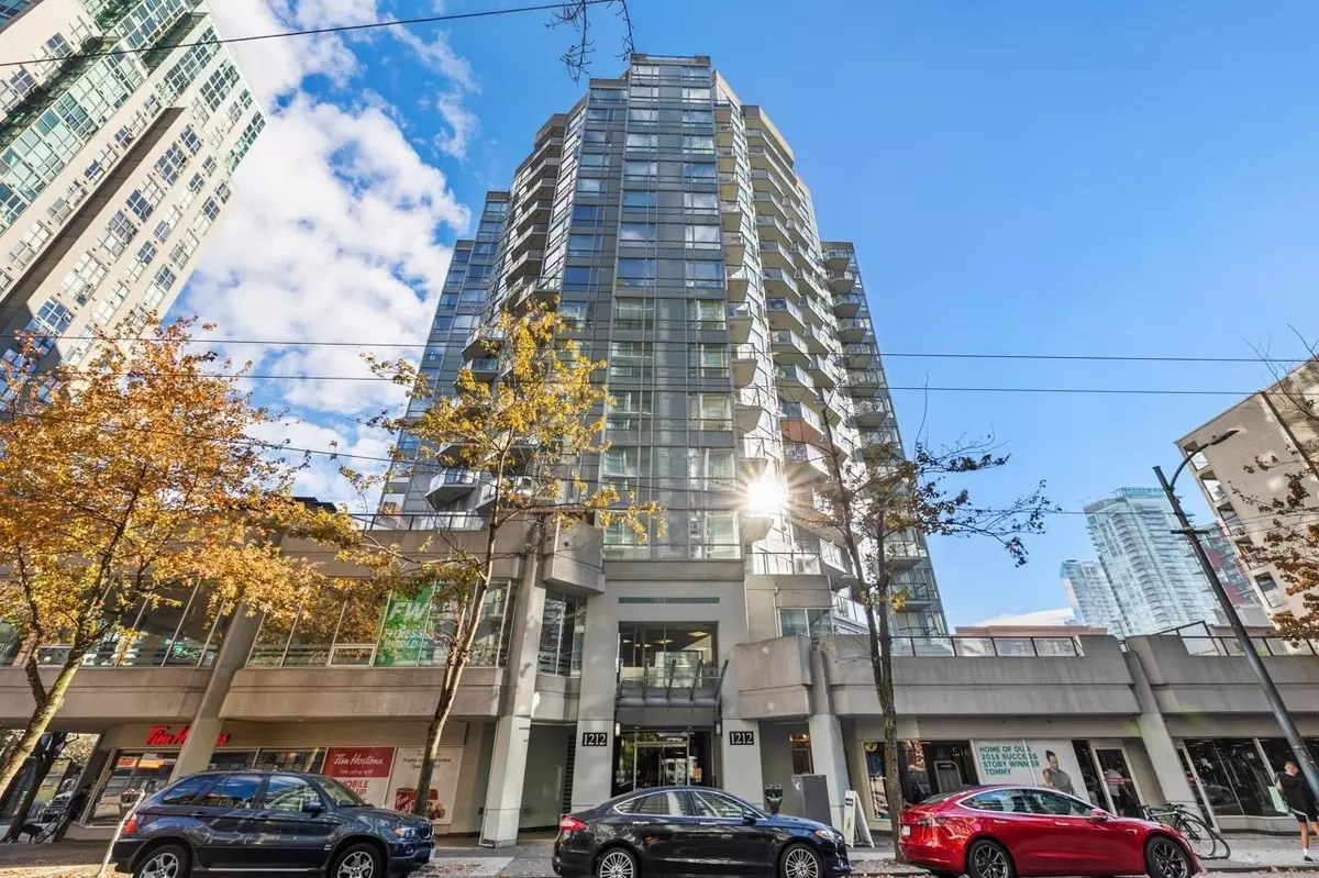 Vancouver, BC V6Z 2M9,1212 Howe ST #1209
