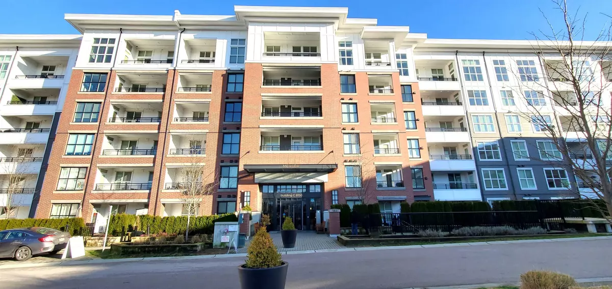 Langley, BC V2Y 4J4,8150 207 ST #C403