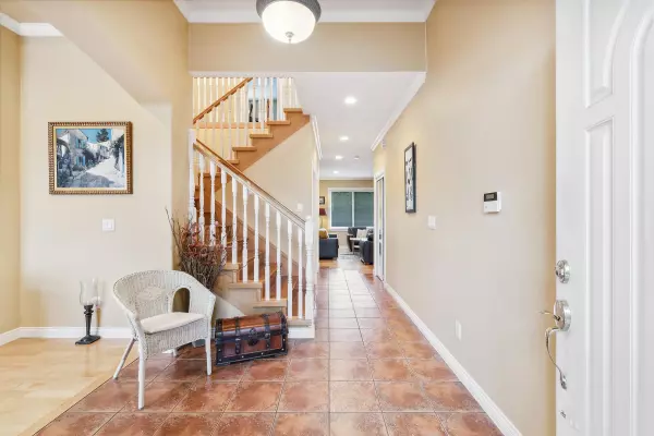 Surrey, BC V4N 4S2,10677 164 ST