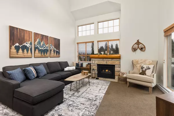 4338 Main ST #312, Whistler, BC V8E 1B4