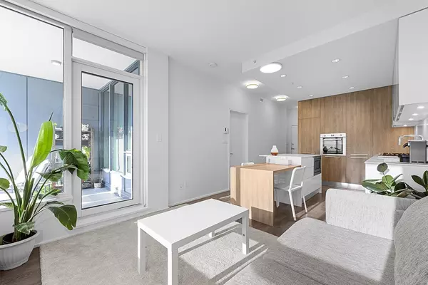 Burnaby, BC V5C 0K4,4510 Halifax WAY #4105