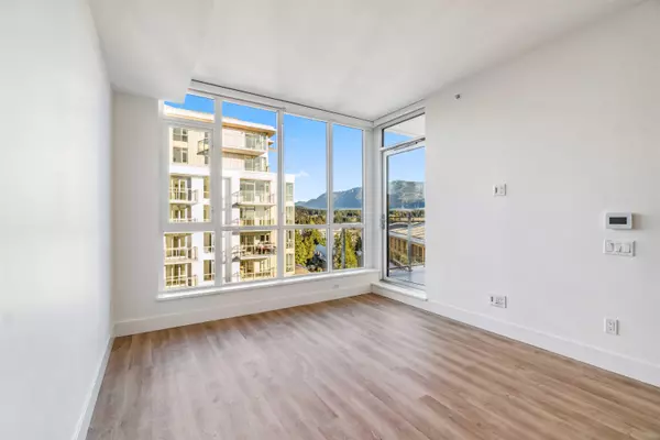 North Vancouver, BC V7J 0E8,2325 Emery CT #902