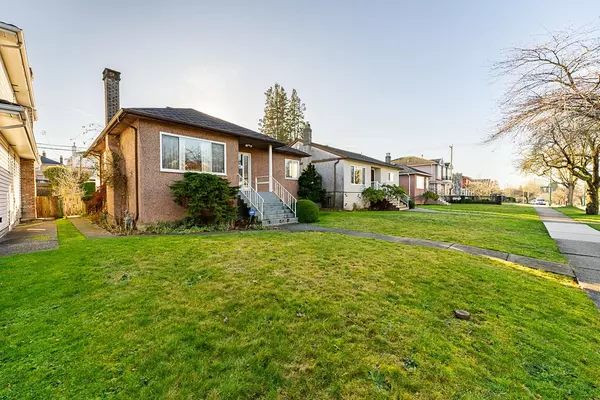 Vancouver, BC V5M 1H4,2730 E 3rd AVE