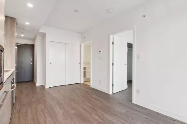 Surrey, BC V3T 0P7,13615 Fraser HWY #1507