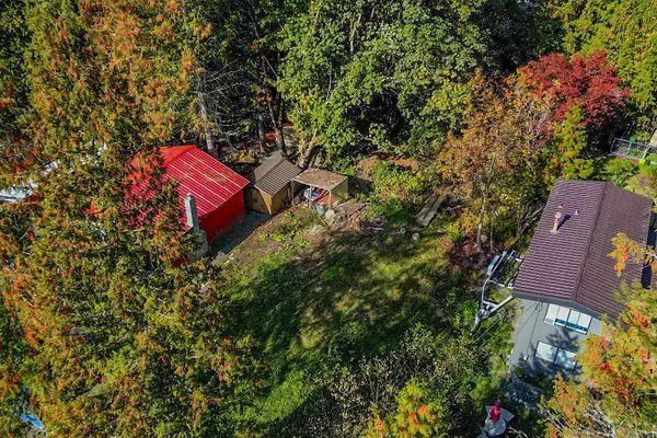 Hope, BC V0X 1L1,66563 Summer RD