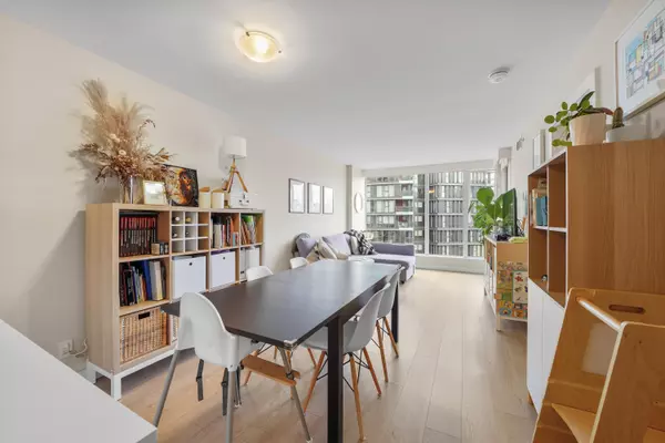 Vancouver, BC V6A 0C5,1618 Quebec ST #711