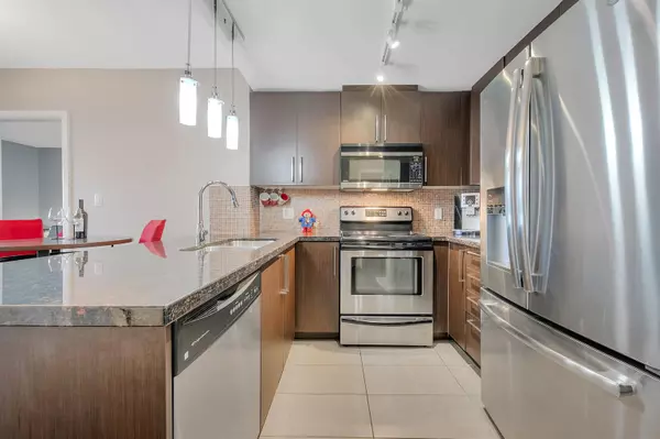 New Westminster, BC V3M 0C6,888 Carnarvon ST #2105