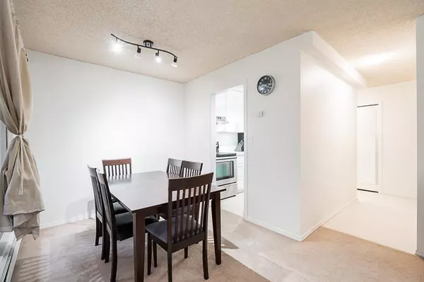 Richmond, BC V6Y 3A3,8540 Citation DR #102