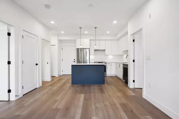 Langley, BC V2Y 1T9,20282 72b AVE #416