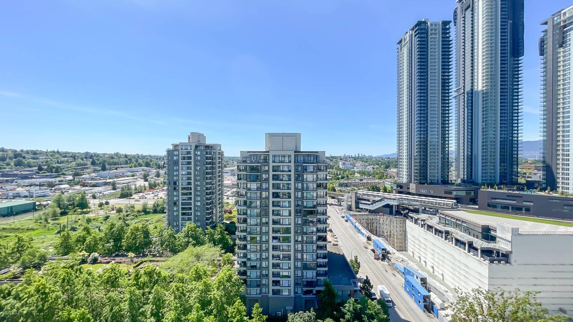 4250 Dawson ST #1701, Burnaby, BC V5C 4B1