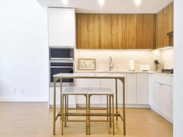 Surrey, BC V3T 0S4,13359 Old Yale RD #101