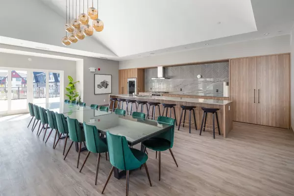 Pitt Meadows, BC V3Y 0G6,19451 Sutton AVE #113