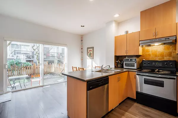 Surrey, BC V4N 5G3,8737 161 ST #7