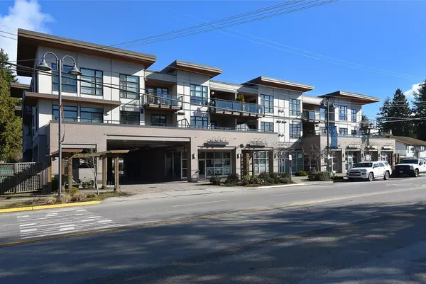 Sechelt, BC V7Z 0J3,5682 Wharf AVE #307
