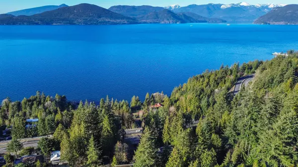 Lions Bay, BC V0N 2E0,310 Bayview RD