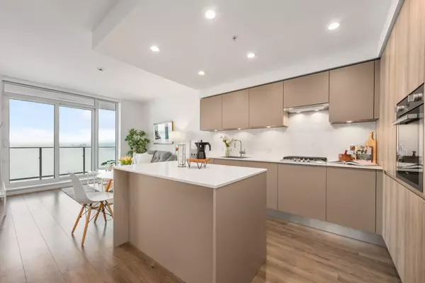 Burnaby, BC V3J 0M2,3833 Evergreen PL #4109