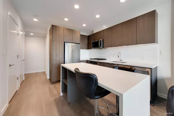 Coquitlam, BC V3J 0J4,530 Whiting WAY #2201