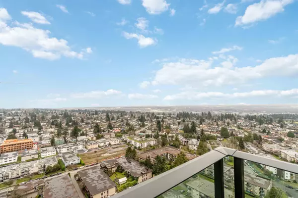 6463 Silver AVE #2804,  Burnaby,  BC V5H 0K4