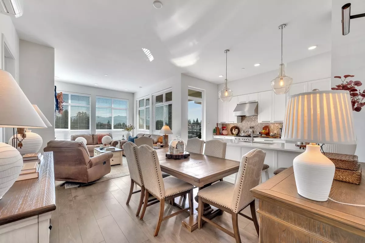 Abbotsford, BC V2S 0J3,33540 Mayfair AVE #501