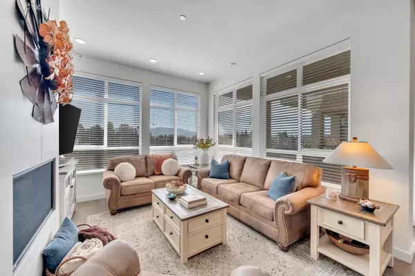 Abbotsford, BC V2S 0J3,33540 Mayfair AVE #501