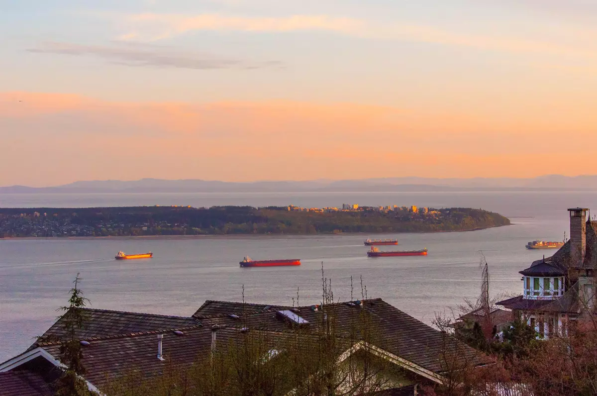 West Vancouver, BC V7S 3K3,2307 Kadlec CT