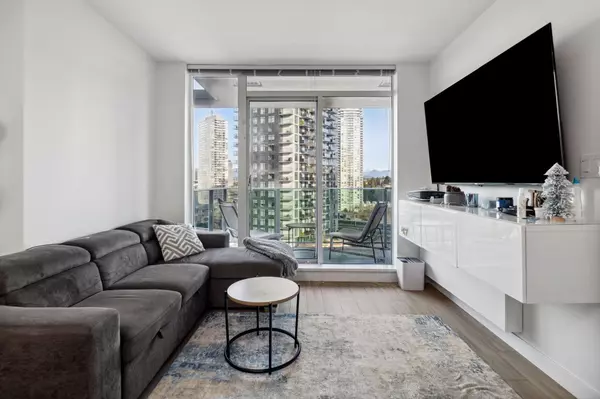 Surrey, BC V3T 0P8,13655 Fraser HWY #1008